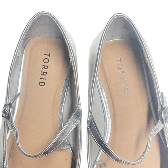 Torrid Metallic Silver Square Toe Flats - Wide - Picture 3 of 6